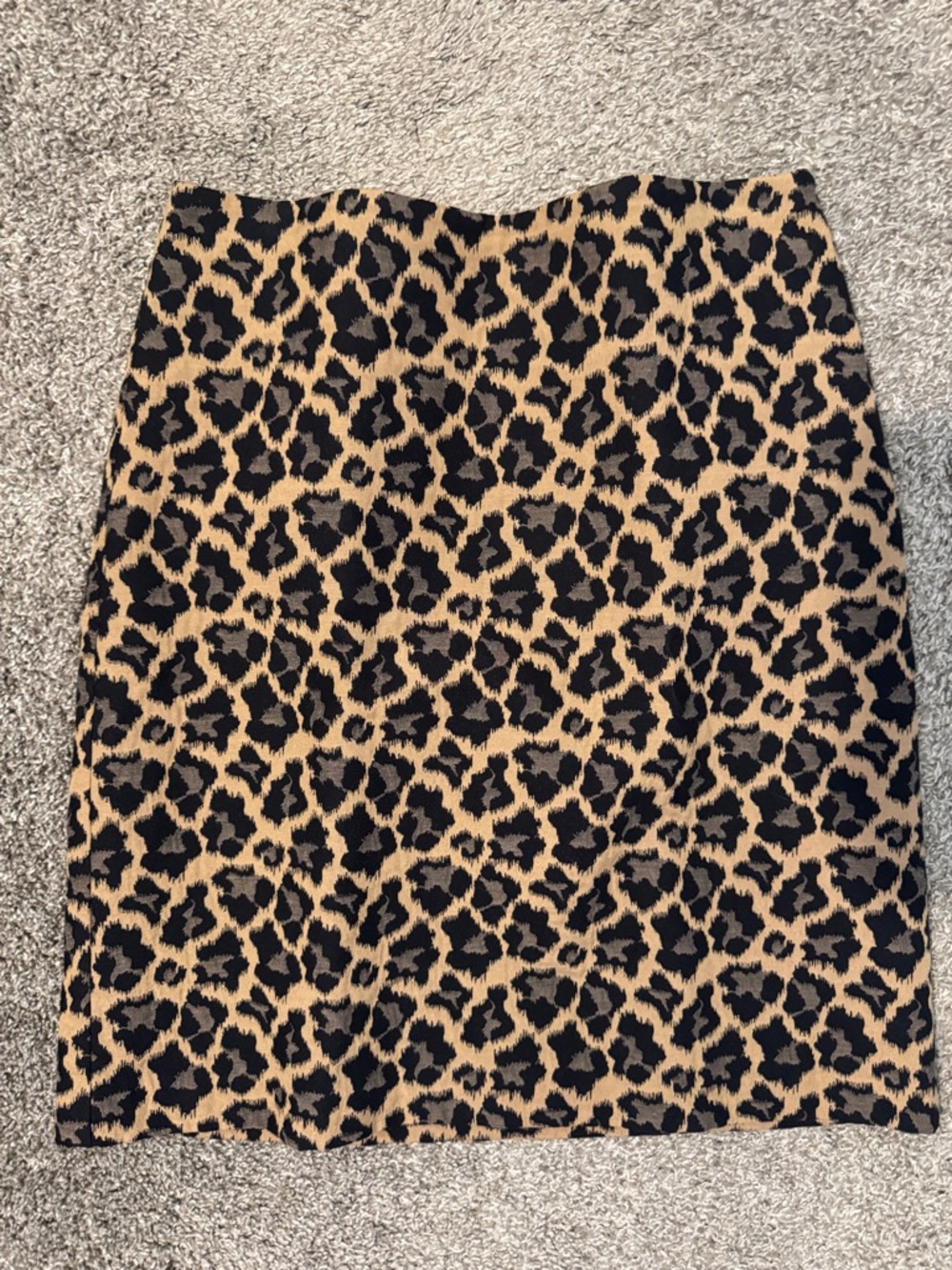 Talbots Leopard-Print Pencil Skirt in Tan and Black size 8